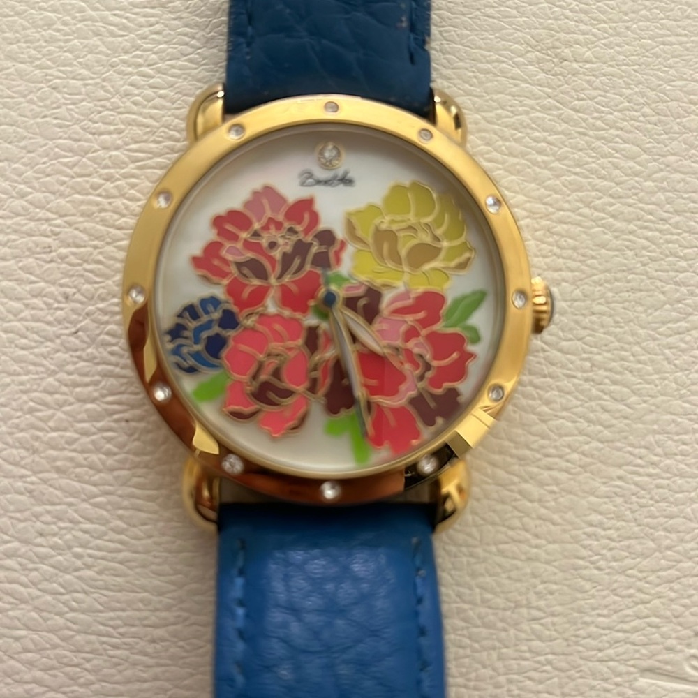 Floral watch - Picture 4 of 4